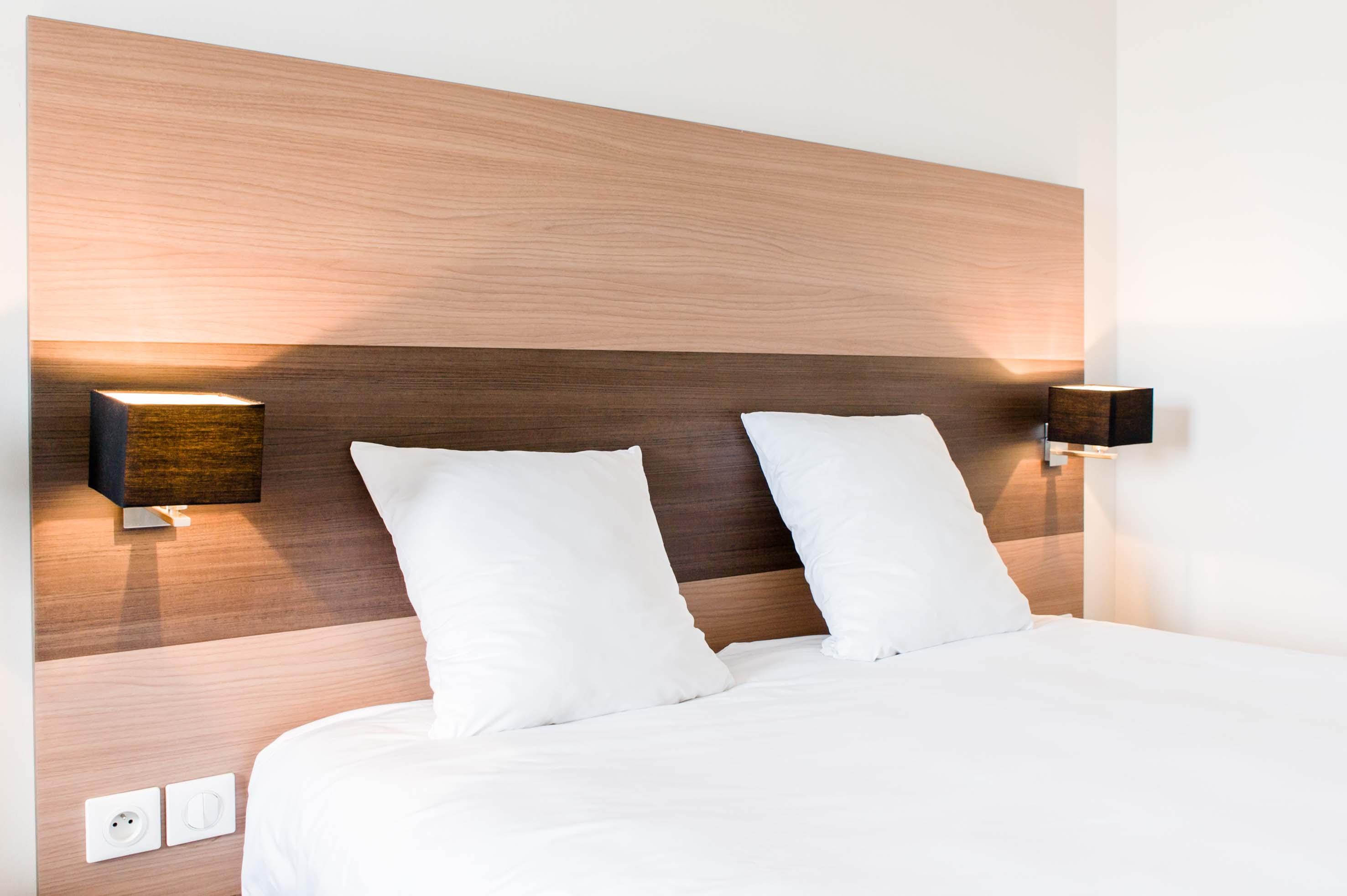 Dios Hotel Bruguieres Екстериор снимка