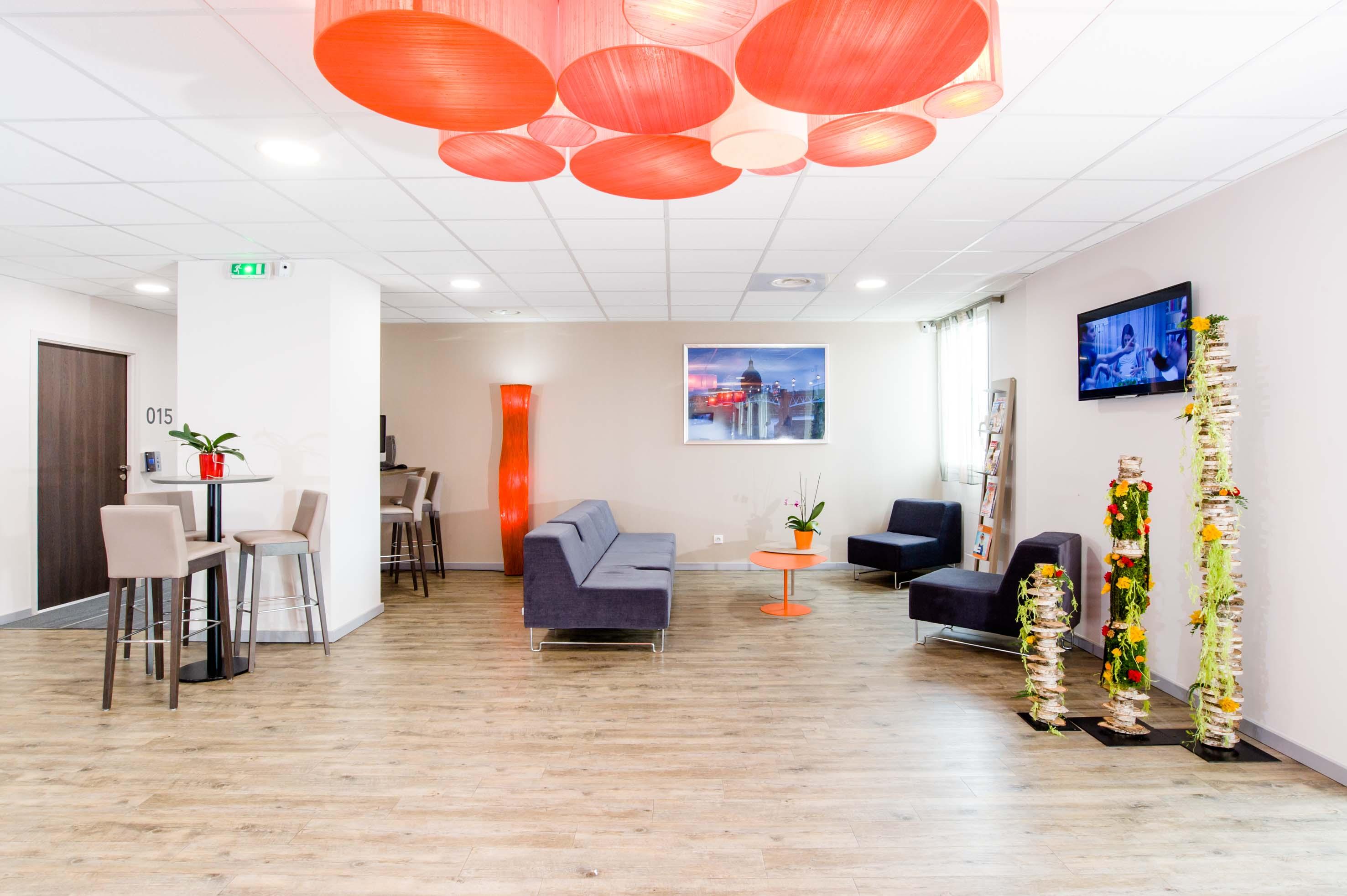 Dios Hotel Bruguieres Екстериор снимка