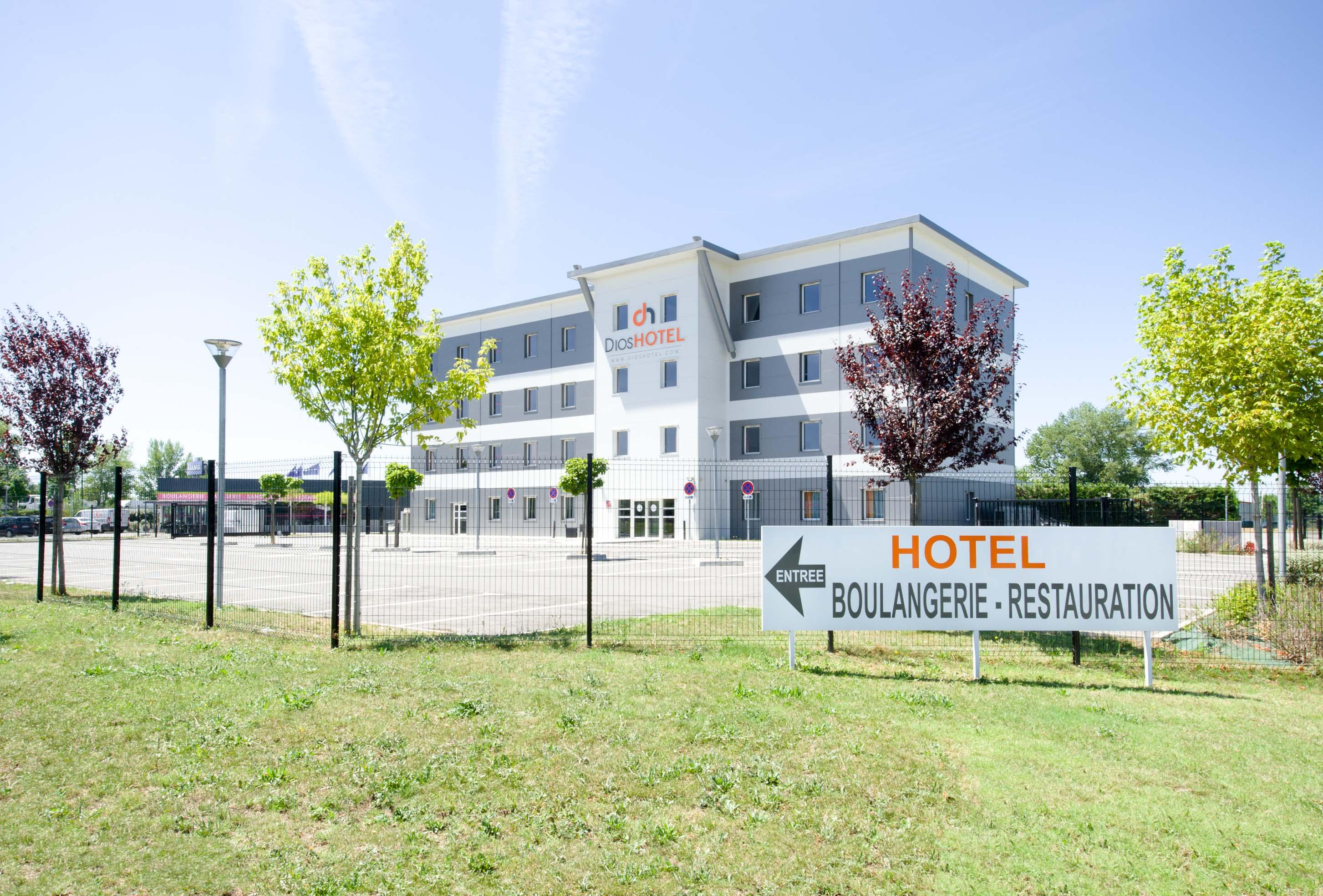 Dios Hotel Bruguieres Екстериор снимка