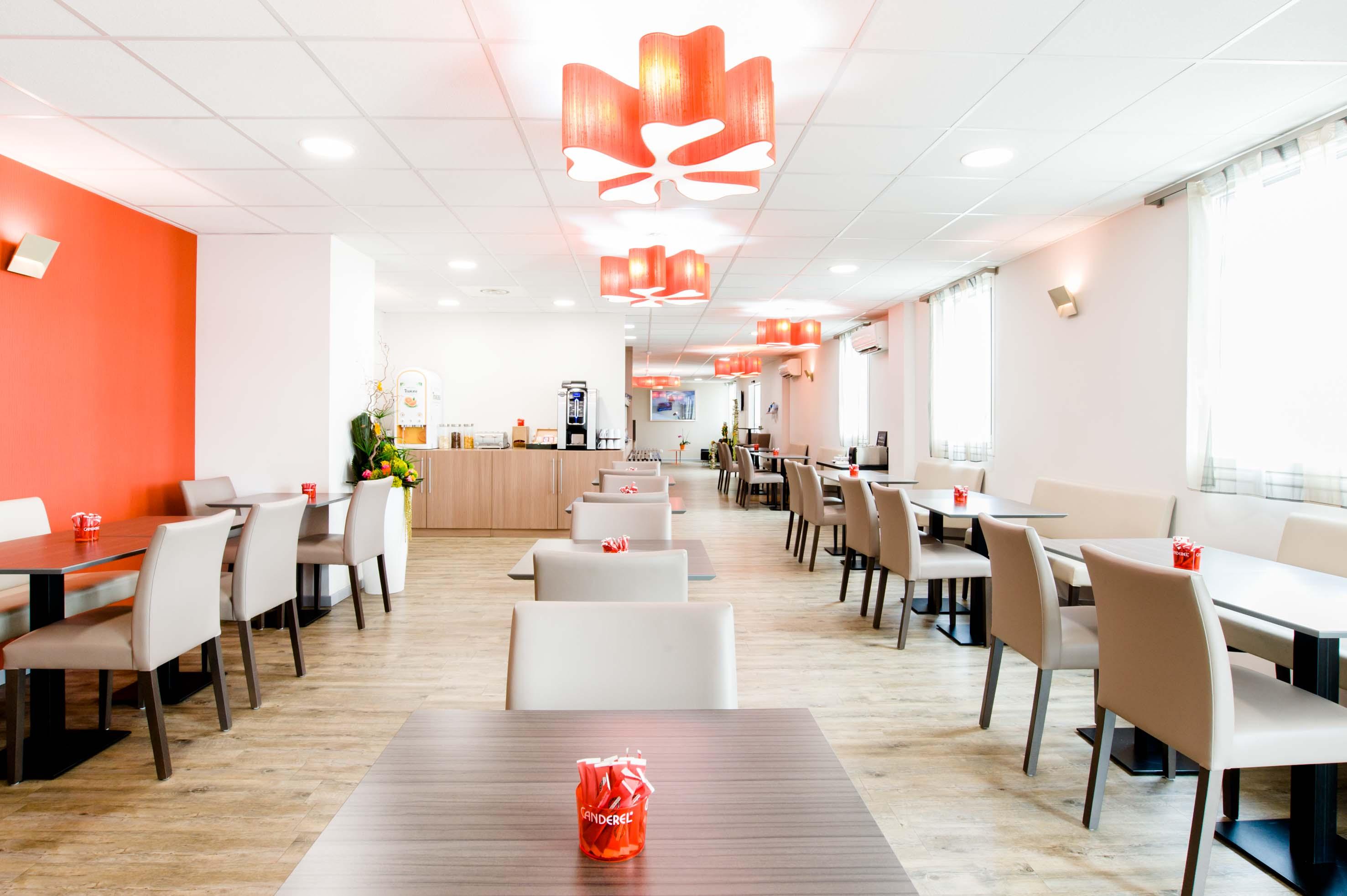 Dios Hotel Bruguieres Екстериор снимка