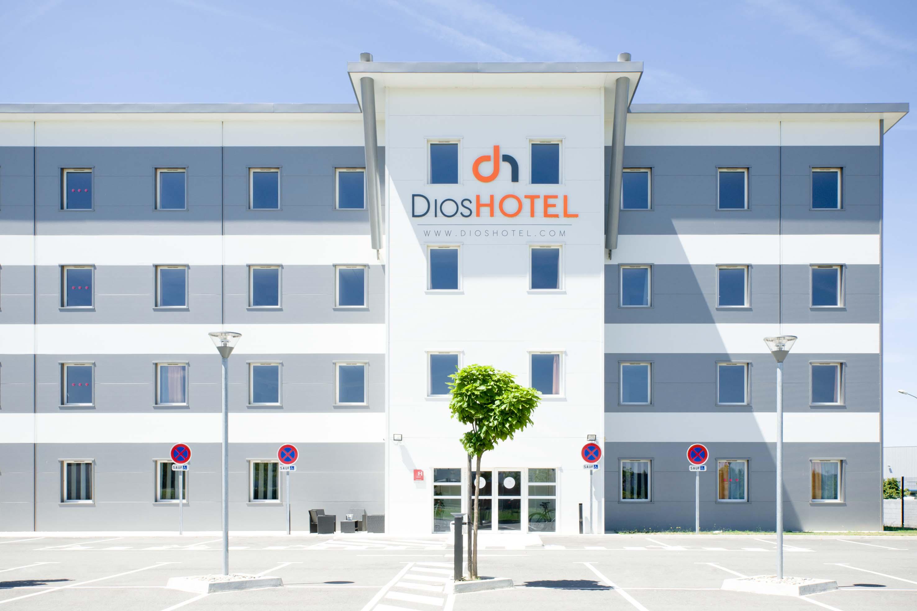 Dios Hotel Bruguieres Екстериор снимка