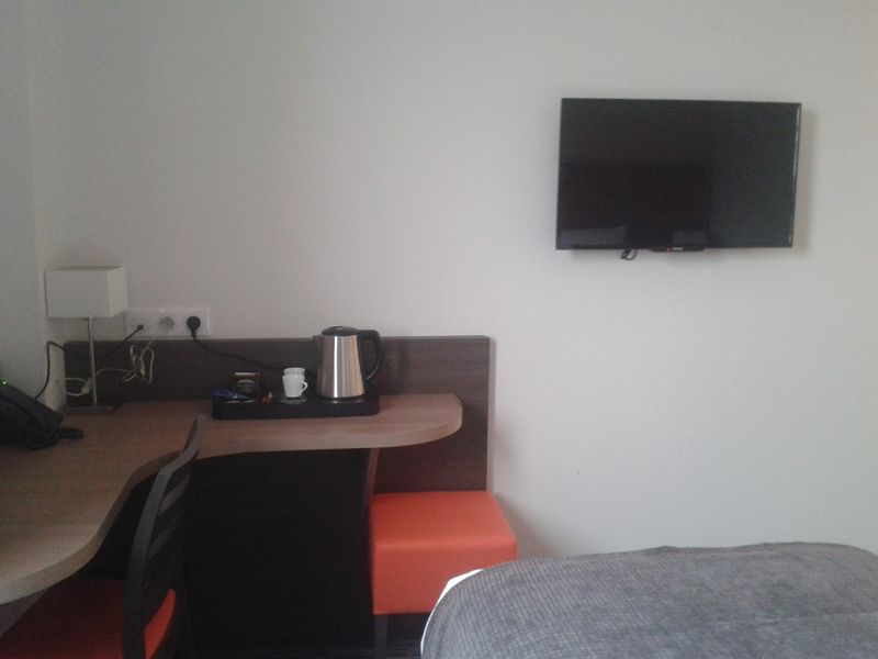 Dios Hotel Bruguieres Екстериор снимка
