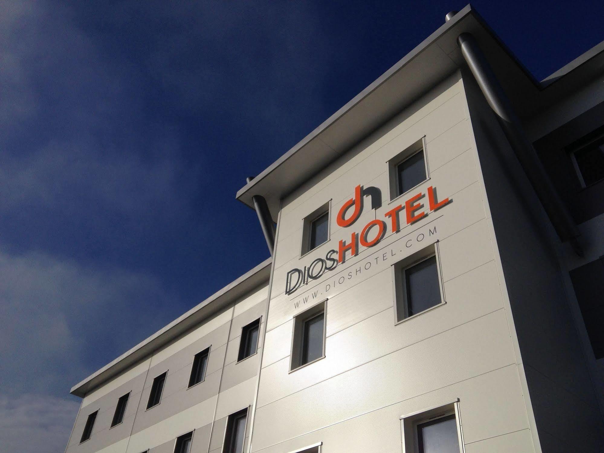 Dios Hotel Bruguieres Екстериор снимка